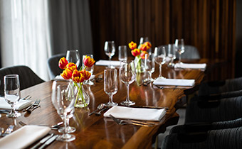 Calder Room Dining Set-up